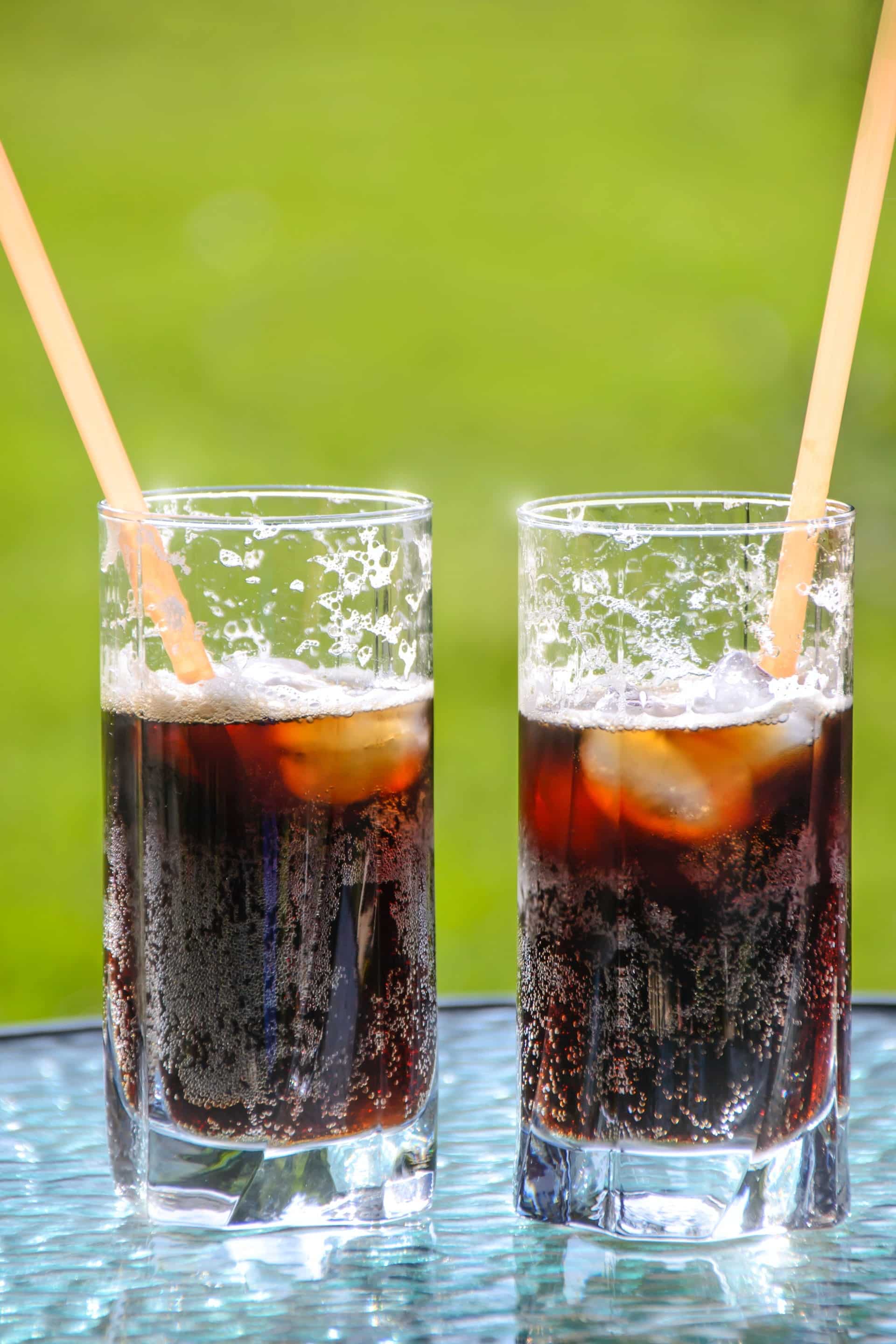 is-diet-soda-bad-for-you-laraway-family-dentistry-woodlands-tx-77384